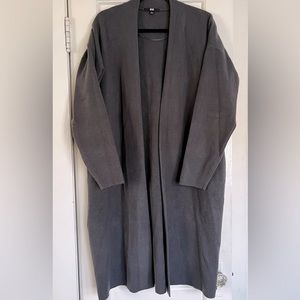 Grey Uniqlo duster size L